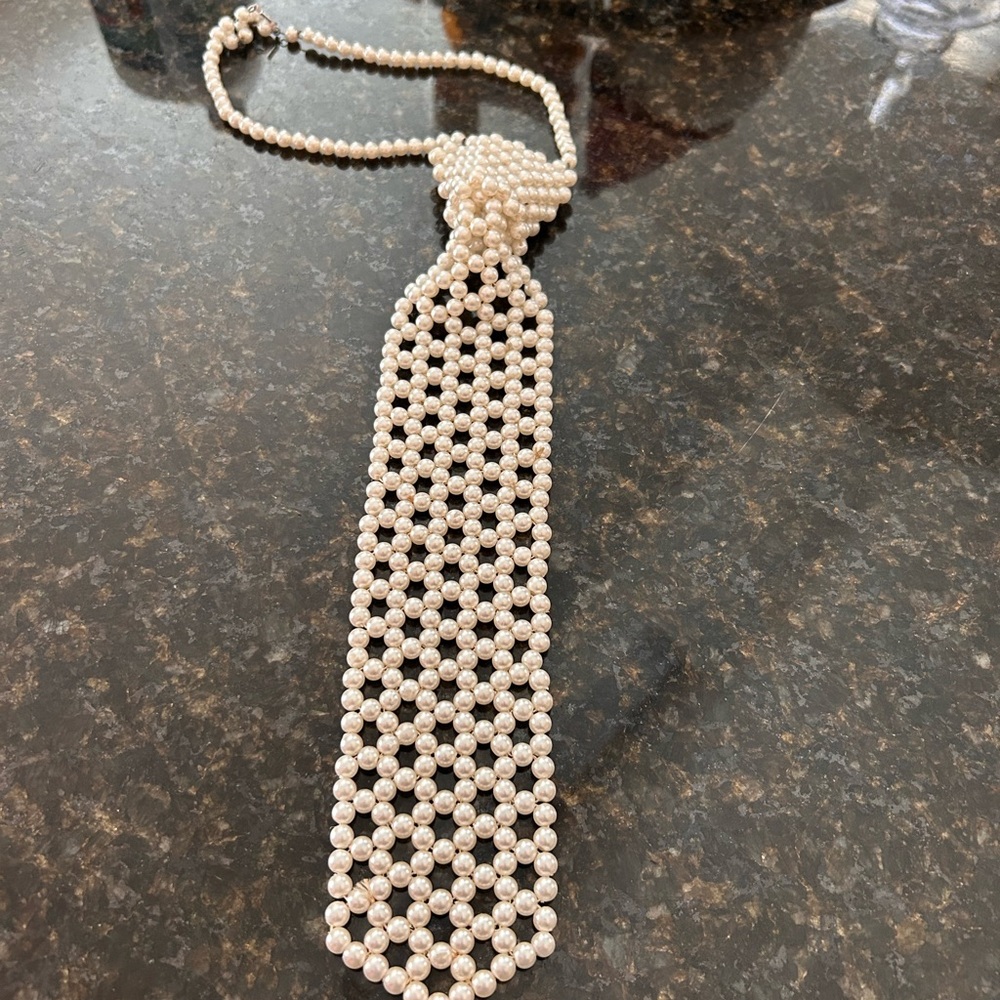 Vintage tie necklace